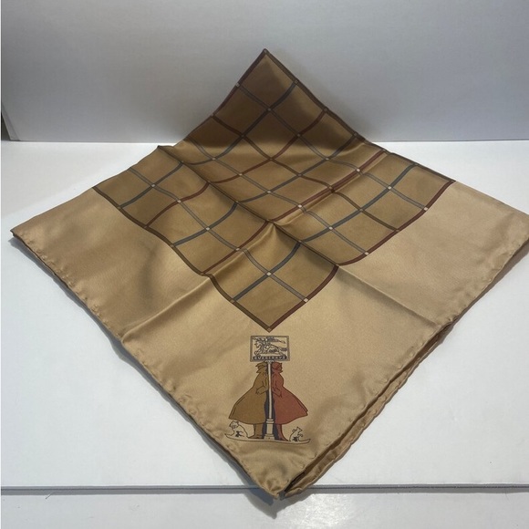 Burberry Scarf Beige Silk Nova - Picture 7 of 7